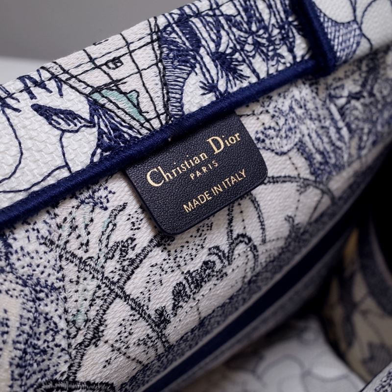 Christian Dior Shopping Bags